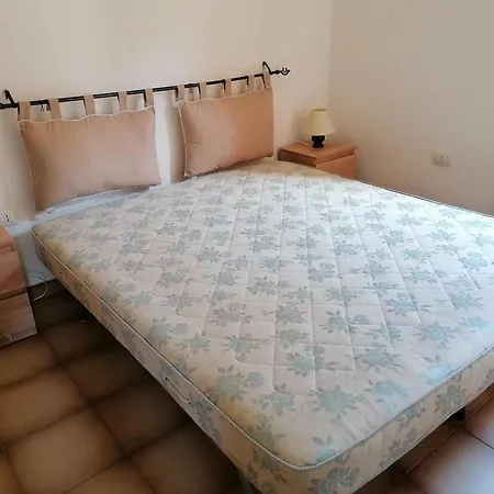 Con Giardino Al Centro San Teodoro (Sardinia)