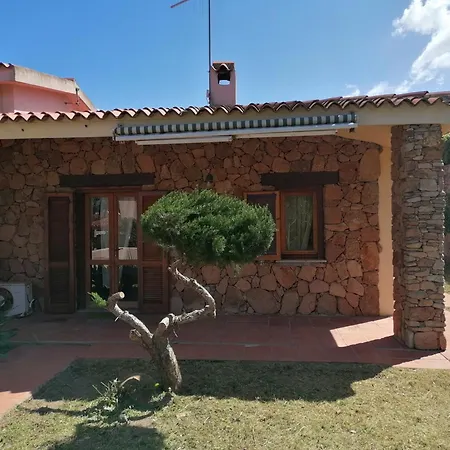 Con Giardino Al Centro * San Teodoro (Sardinia)