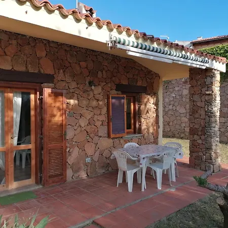 Con Giardino Al Centro Ferienhaus San Teodoro (Sardinia)