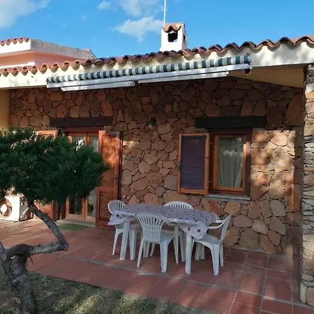 Ferienhaus Con Giardino Al Centro San Teodoro (Sardinia)
